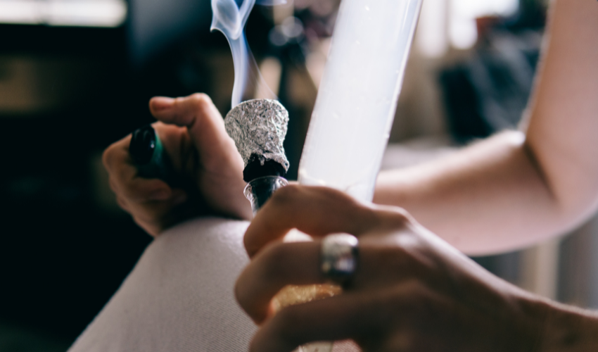 Bong mit Perkolator reinigen